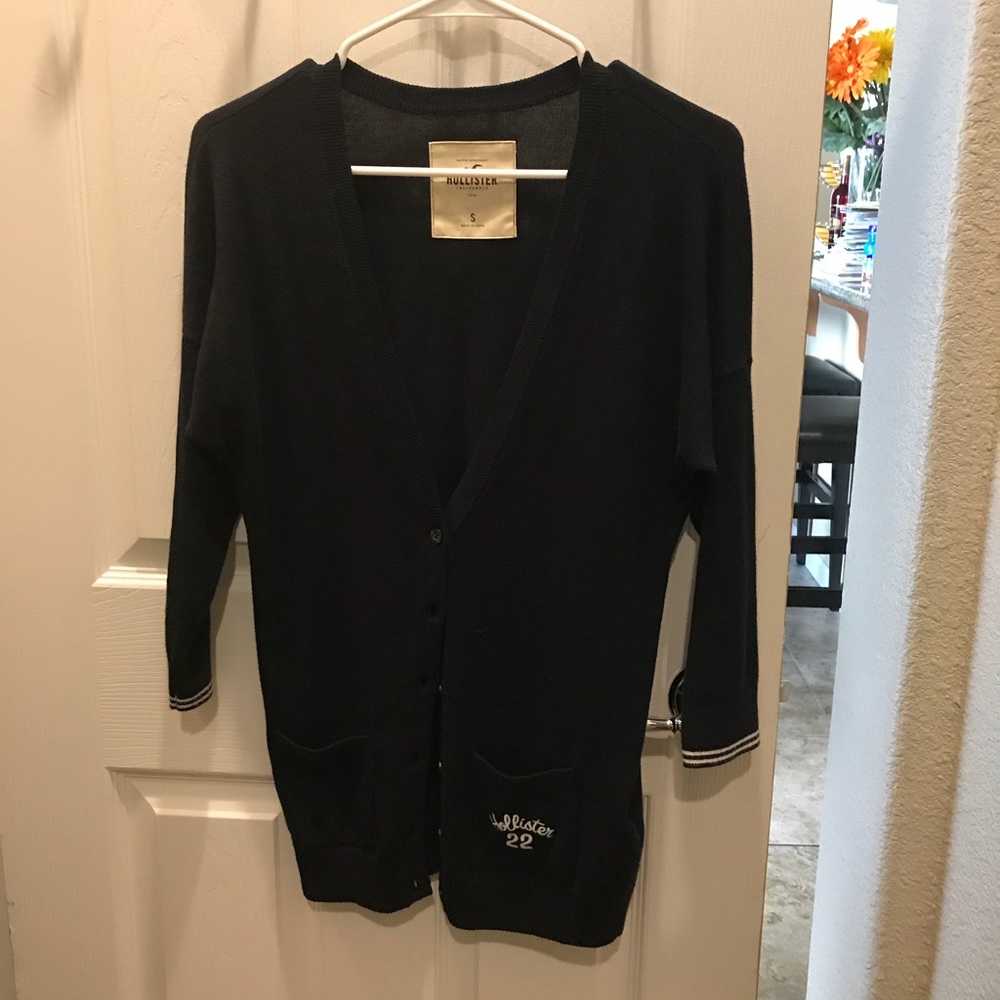 Hollister sweater